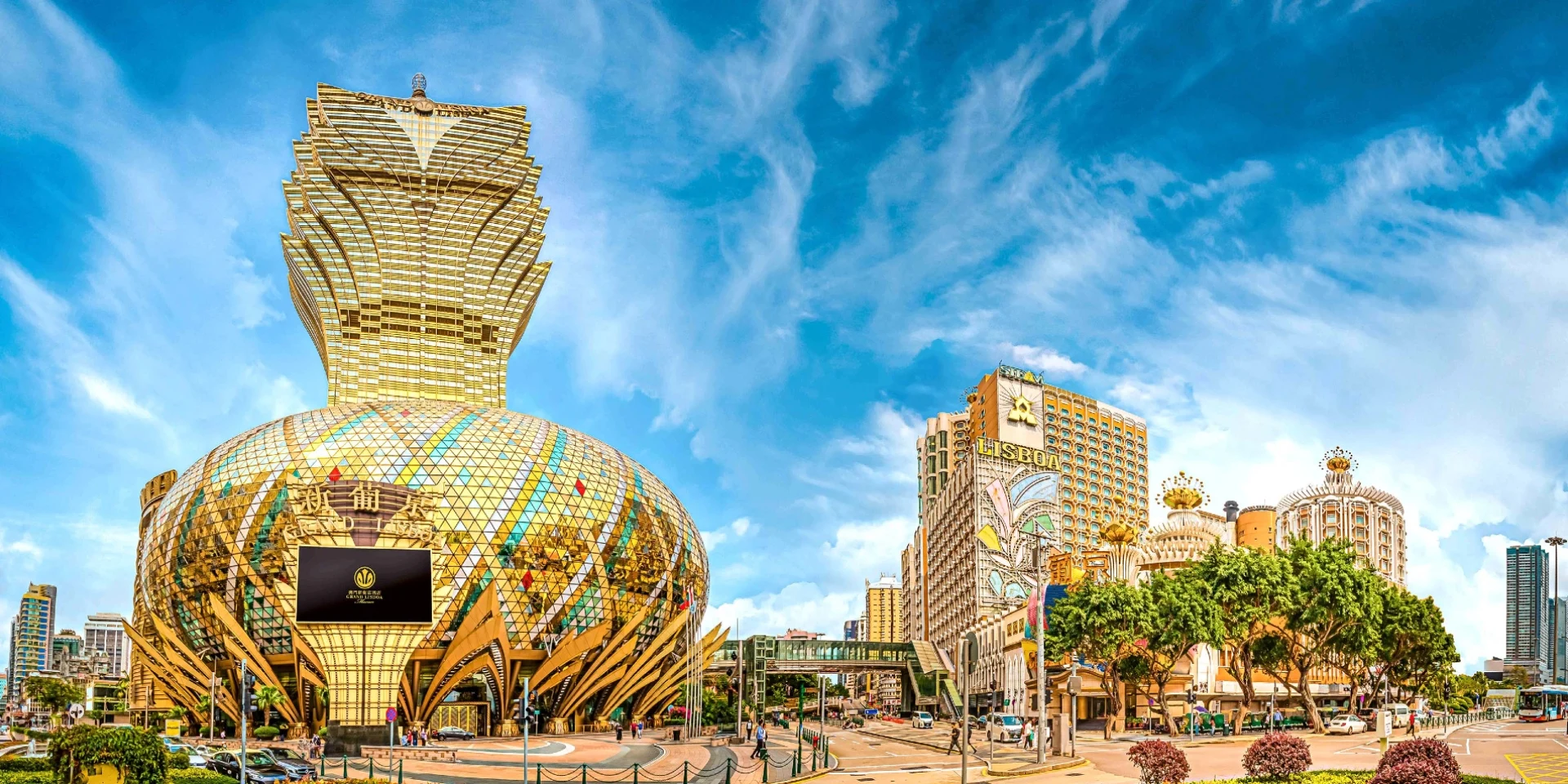 lisboa hotel and grand lisboa 